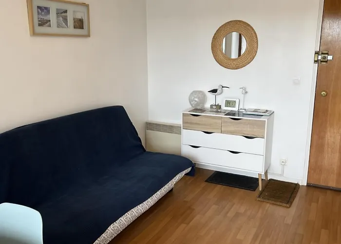 2 Pieces En Front De Avec Balcon, A 70m De La De - Fr-1-487-287 Apartman