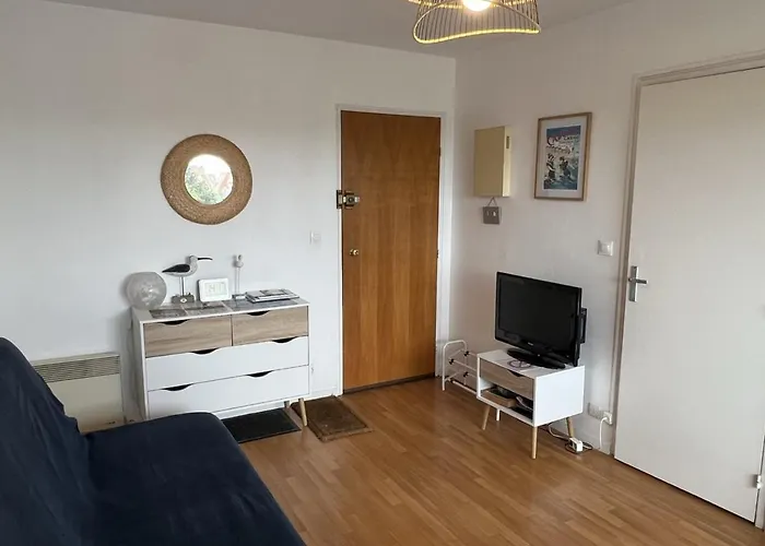 Apartman 2 Pieces En Front De Avec Balcon, A 70m De La De - Fr-1-487-287